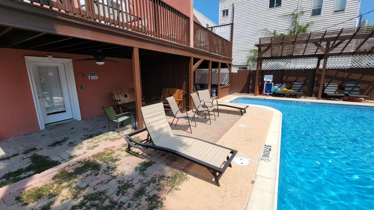 Cozy 2 Bedroom With Big Pool - Campeche Triplex Unit C Home South Padre Island Esterno foto