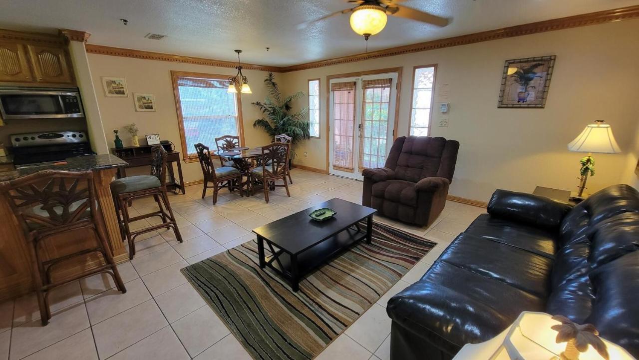 Cozy 2 Bedroom With Big Pool - Campeche Triplex Unit C Home South Padre Island Esterno foto