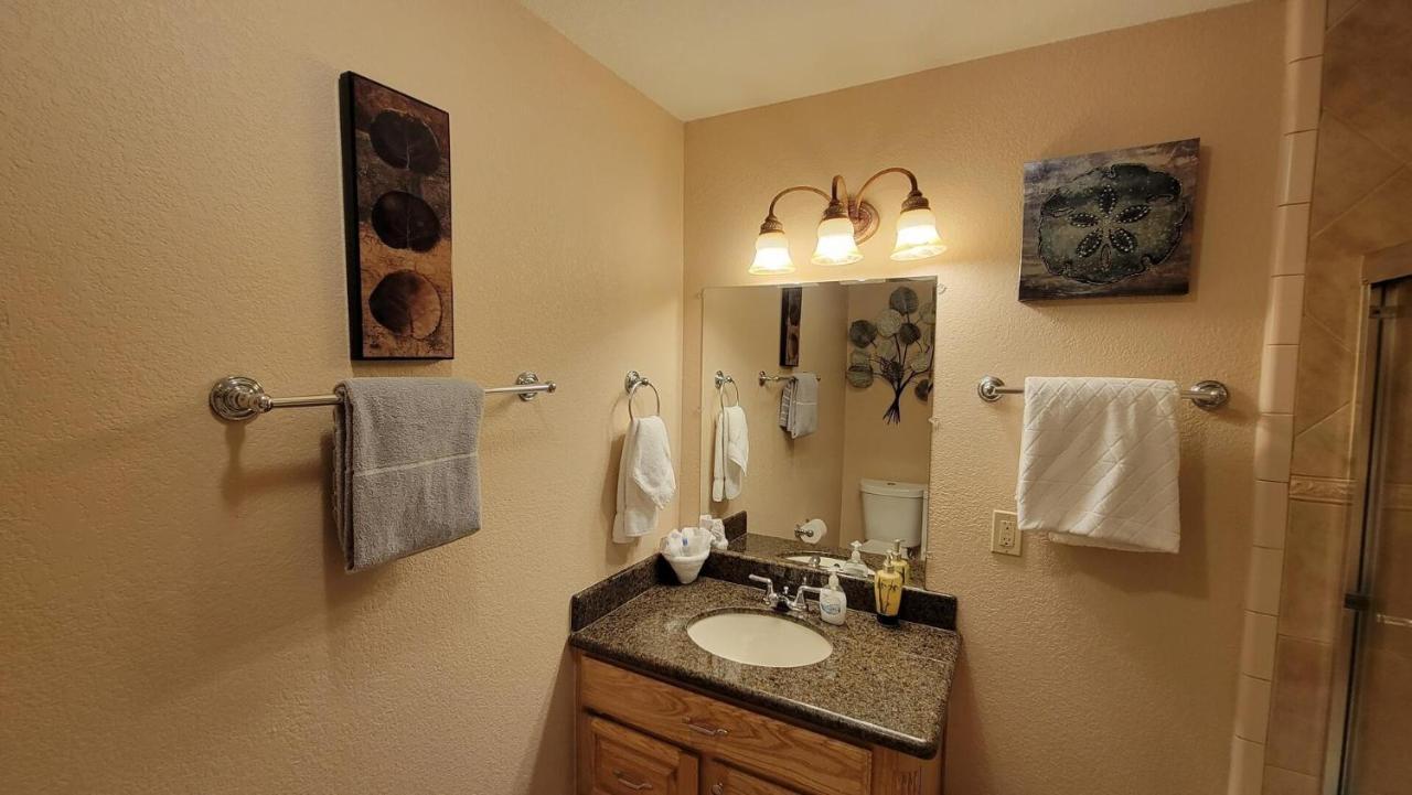 Cozy 2 Bedroom With Big Pool - Campeche Triplex Unit C Home South Padre Island Esterno foto